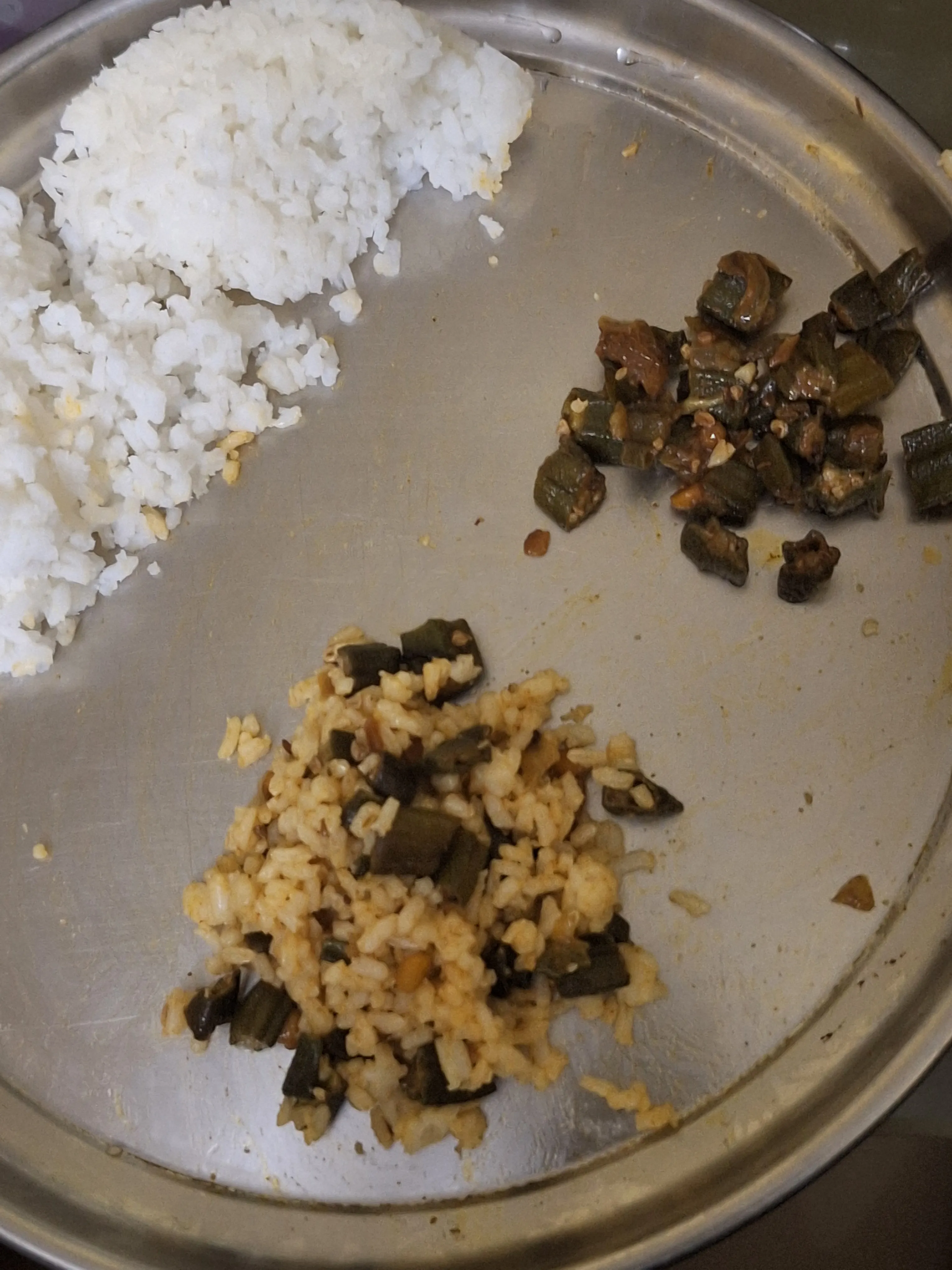 Rice mixed with Bendakaya Fry